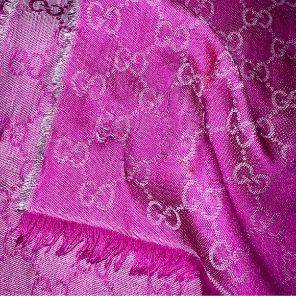 ๐๐ฎ๐๐๐ข ๐๐ก๐๐ฐ๐ฅ
Color Fushia
Size 28x78 / 70x195 cm - Picture 7 of 7